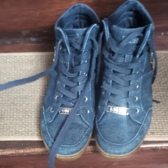 Guess Women Denim High-Top Sneakers Size 7.5M - Picture 1 of 12